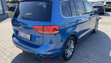VOLKSWAGEN Touran