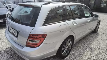 MERCEDES-BENZ C Klasa