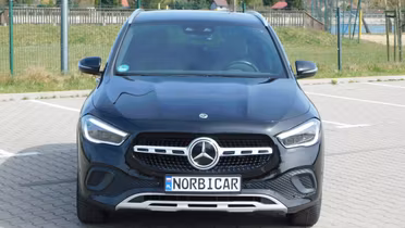 MERCEDES-BENZ GLA