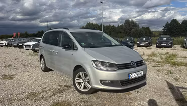 VOLKSWAGEN Sharan