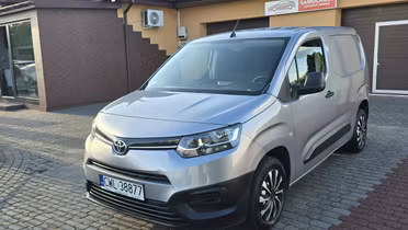 TOYOTA Proace City