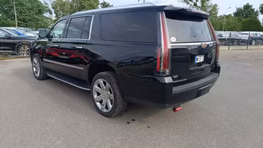 CADILLAC Escalade