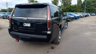 CADILLAC Escalade