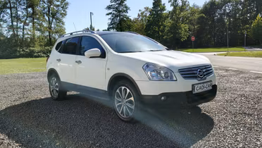 NISSAN Qashqai+2