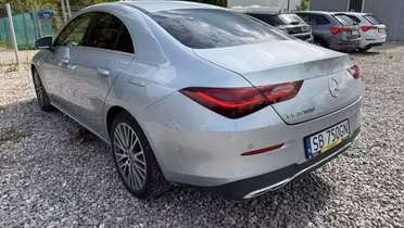 MERCEDES-BENZ CLA