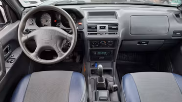 MITSUBISHI Pajero