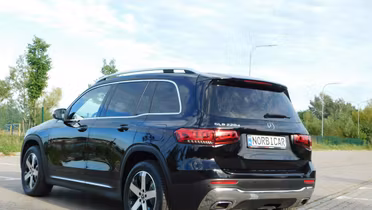 MERCEDES-BENZ GLB
