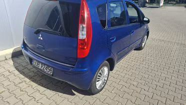 MITSUBISHI Colt