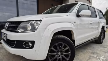 VOLKSWAGEN Amarok