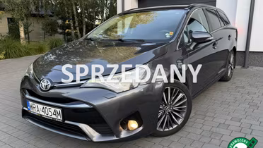 TOYOTA Avensis