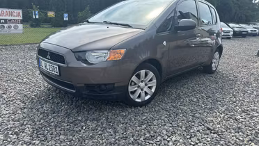 MITSUBISHI Colt
