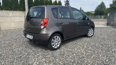 MITSUBISHI Colt
