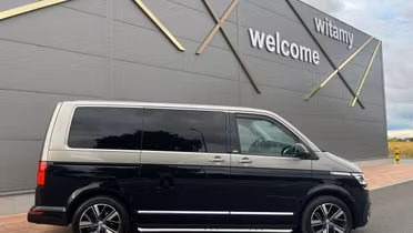 VOLKSWAGEN Multivan