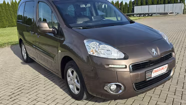 PEUGEOT Partner