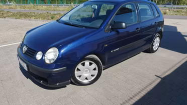 VOLKSWAGEN Polo