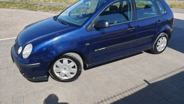 VOLKSWAGEN Polo