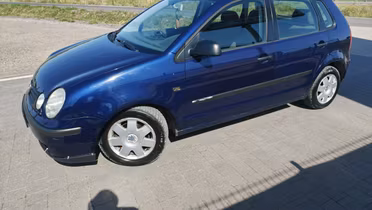 VOLKSWAGEN Polo