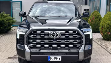 TOYOTA Tundra