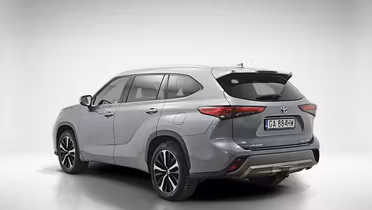 TOYOTA Highlander