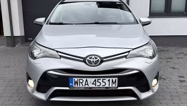 TOYOTA Avensis