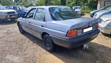 FORD Escort