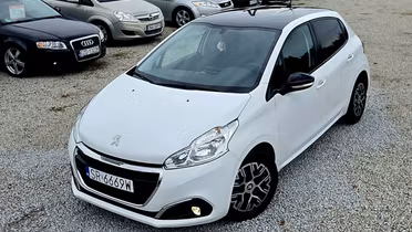 PEUGEOT 208