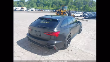 AUDI RS6