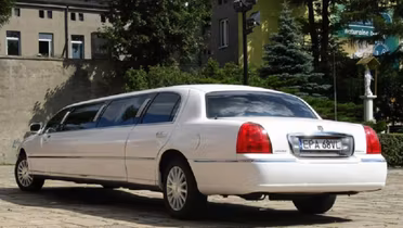 LINCOLN Town Car
