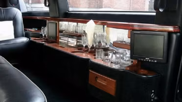 LINCOLN Town Car