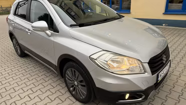 SUZUKI S-Cross