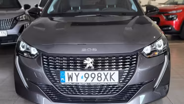 PEUGEOT 208