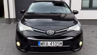 TOYOTA Avensis