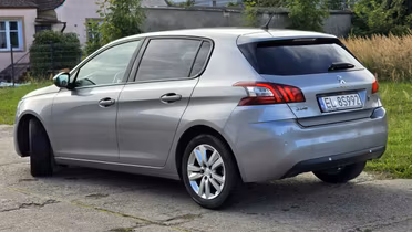PEUGEOT 308