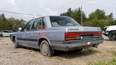 NISSAN Laurel