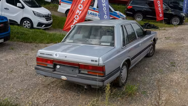 NISSAN Laurel