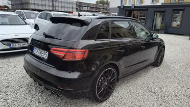 AUDI S3 Sportback