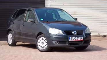 VOLKSWAGEN Polo