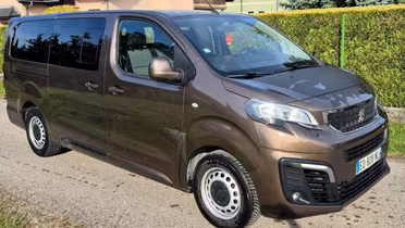 PEUGEOT Traveller