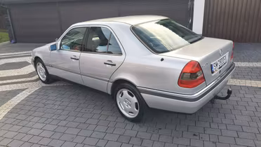 MERCEDES-BENZ C Klasa