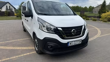 NISSAN NV300