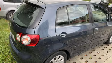 VOLKSWAGEN Golf Plus