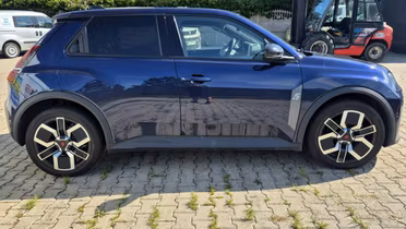RENAULT 5
