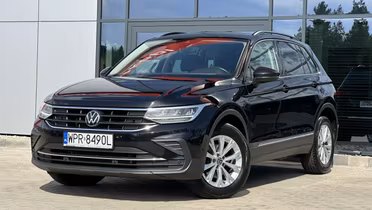VOLKSWAGEN Tiguan