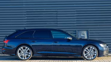 AUDI S6 Avant