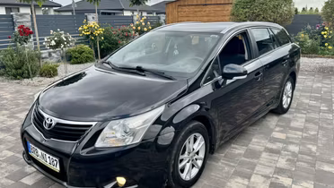 TOYOTA Avensis