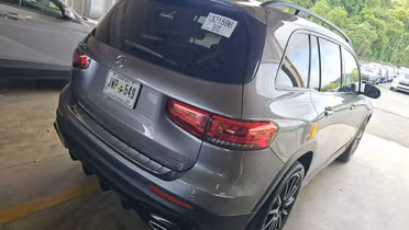 MERCEDES-BENZ GLB