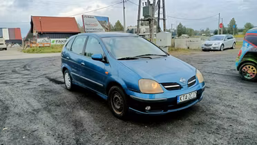 NISSAN Almera Tino