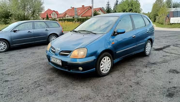 NISSAN Almera Tino