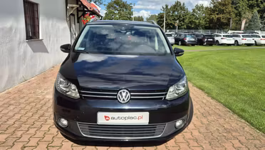 VOLKSWAGEN Touran