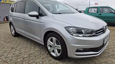 VOLKSWAGEN Touran
